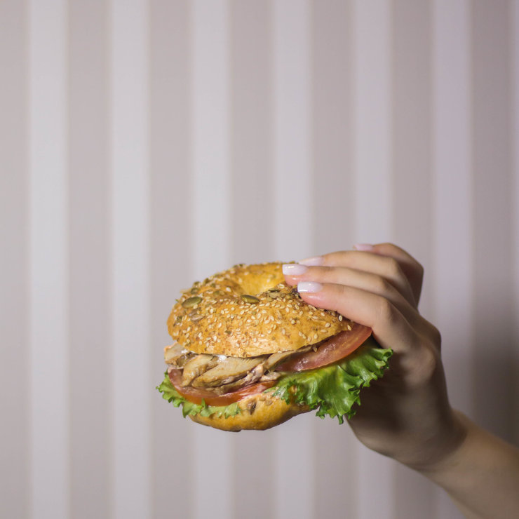 Бейгл с курицей