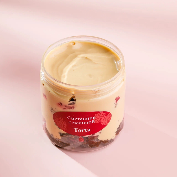 Сметанник с малиной